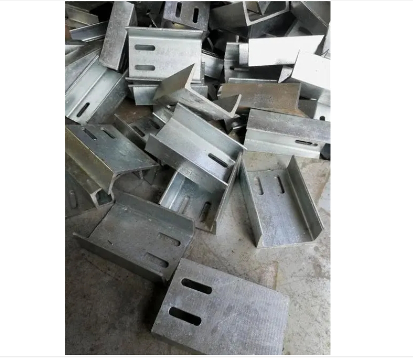 朝天河北槽钢连接件